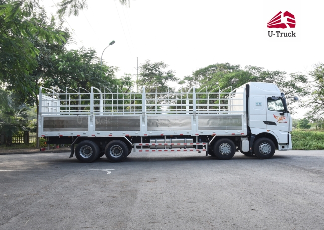 Xe tải HOWO TH7 8x4 mui bạt nhập khẩu 9m7